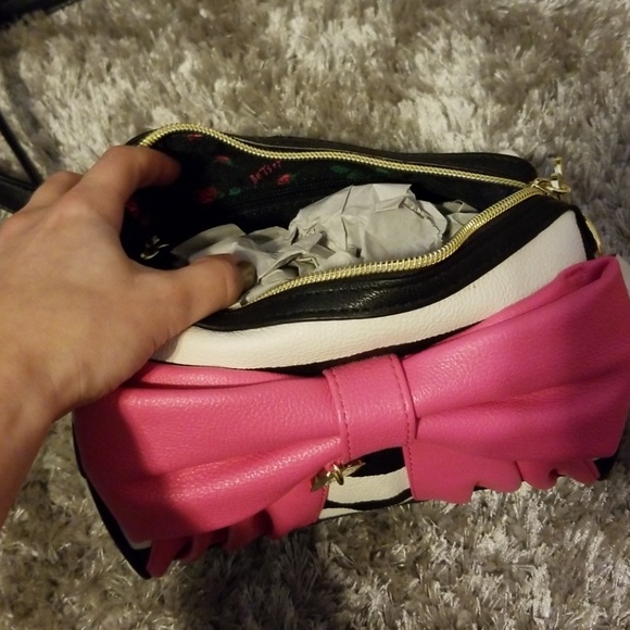 Betsey Johnson Crossbody Purse - Picture 2 of 2